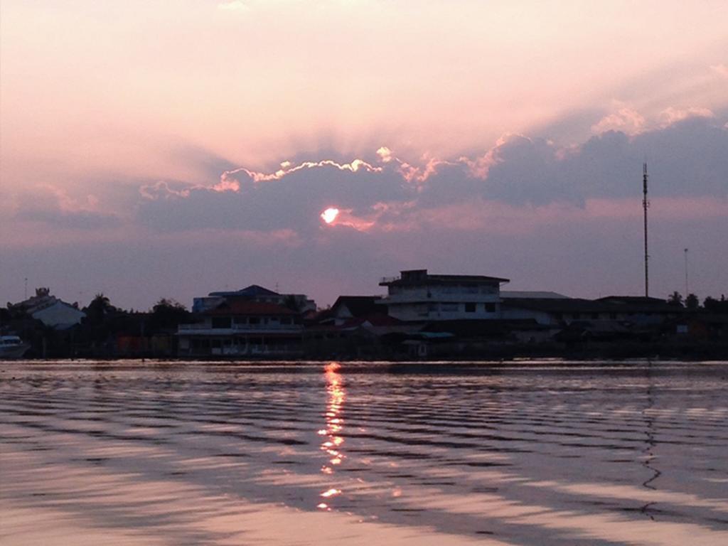 Baan Siriporn Resort - โรงแรมบ้านศิริพร รีสอร์ท Samut Songkhram Eksteriør bilde