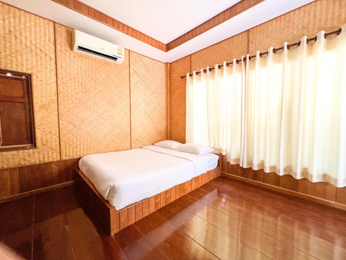 Baan Siriporn Resort - โรงแรมบ้านศิริพร รีสอร์ท Samut Songkhram Eksteriør bilde