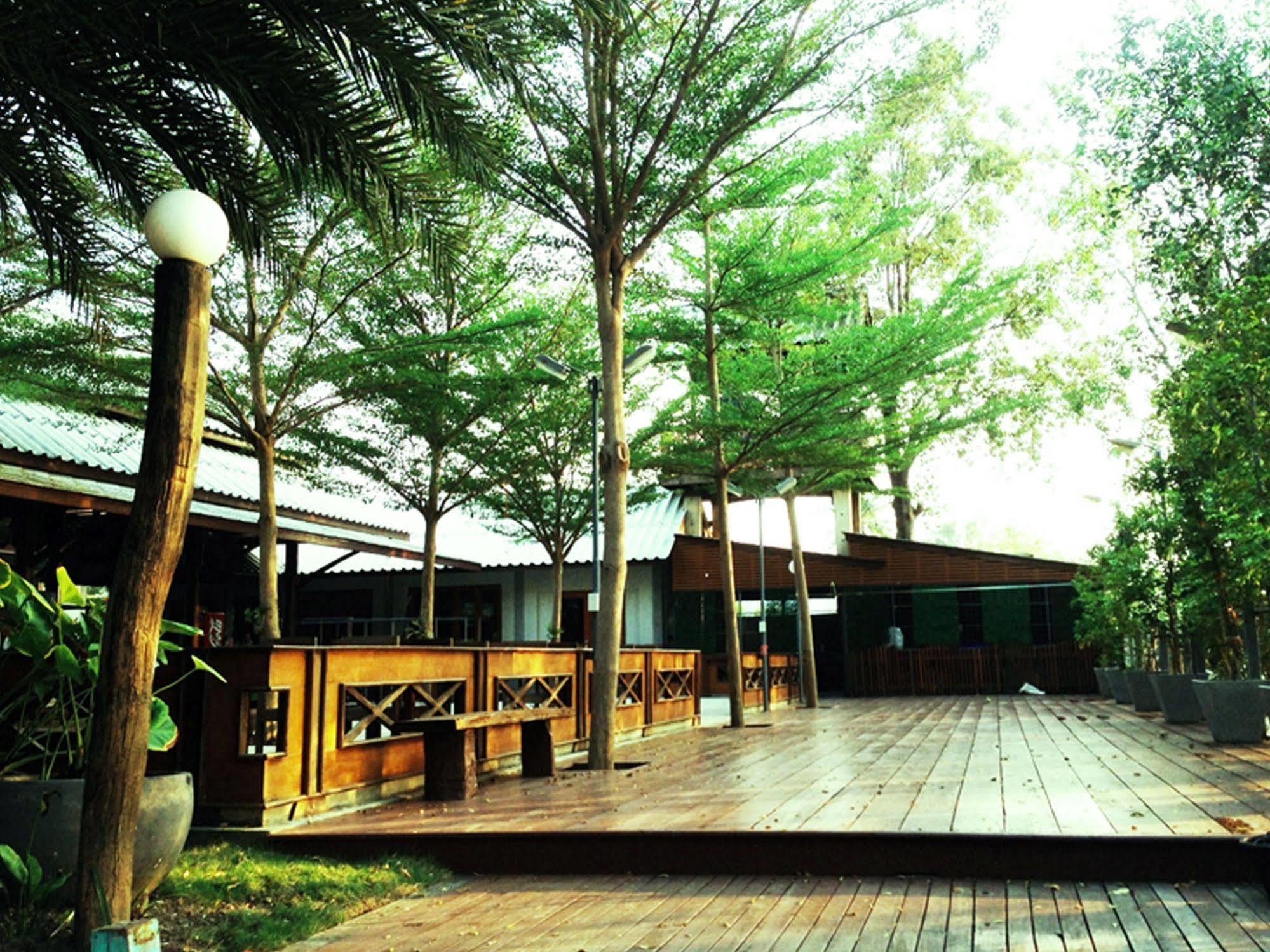 Baan Siriporn Resort - โรงแรมบ้านศิริพร รีสอร์ท Samut Songkhram Eksteriør bilde