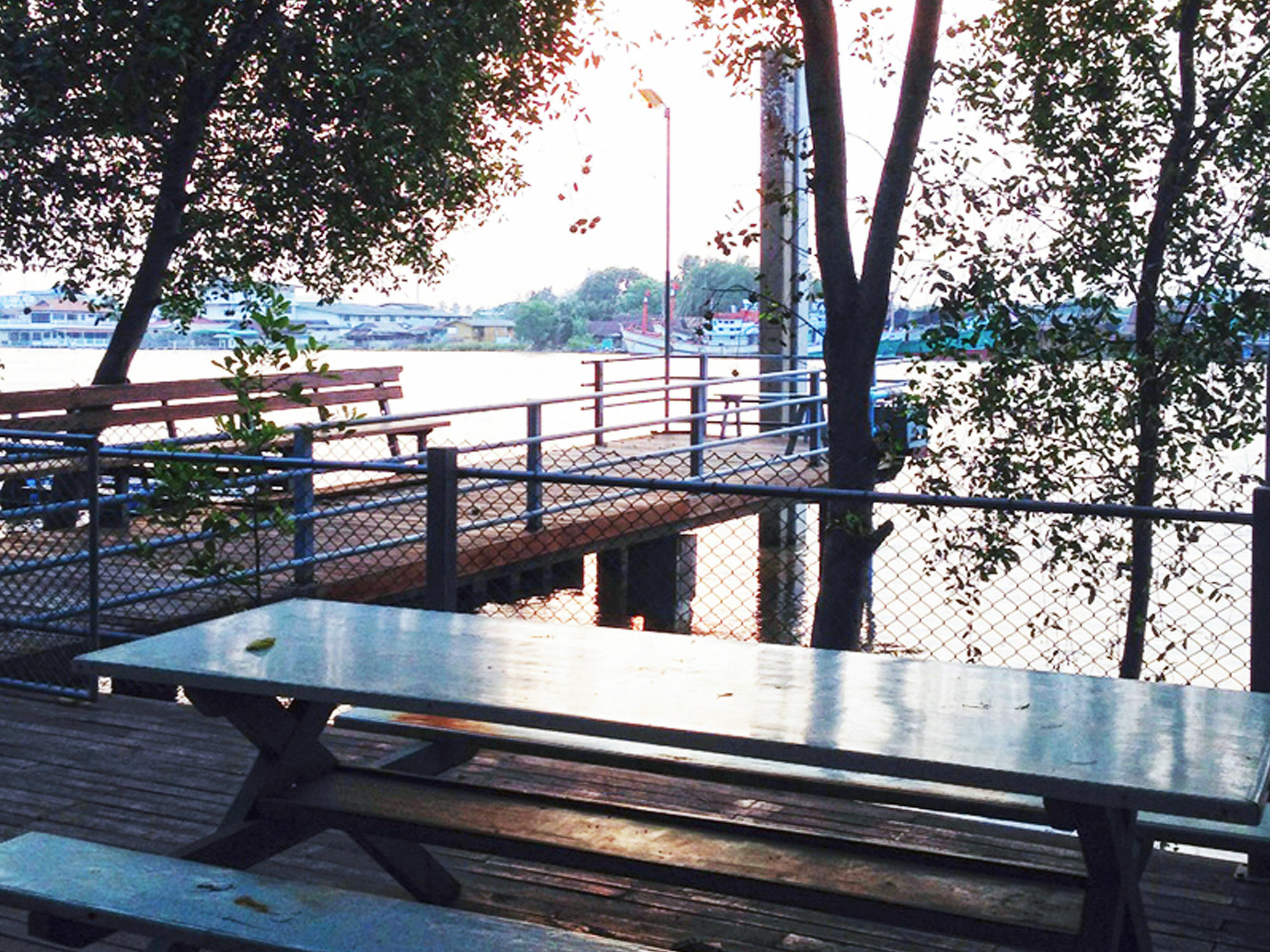 Baan Siriporn Resort - โรงแรมบ้านศิริพร รีสอร์ท Samut Songkhram Eksteriør bilde